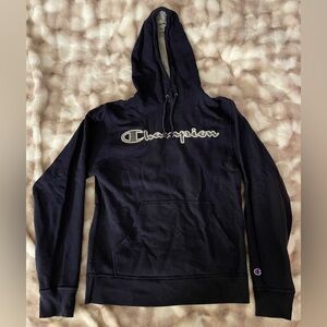 Champion Men’s Navy Hoodie Size Small